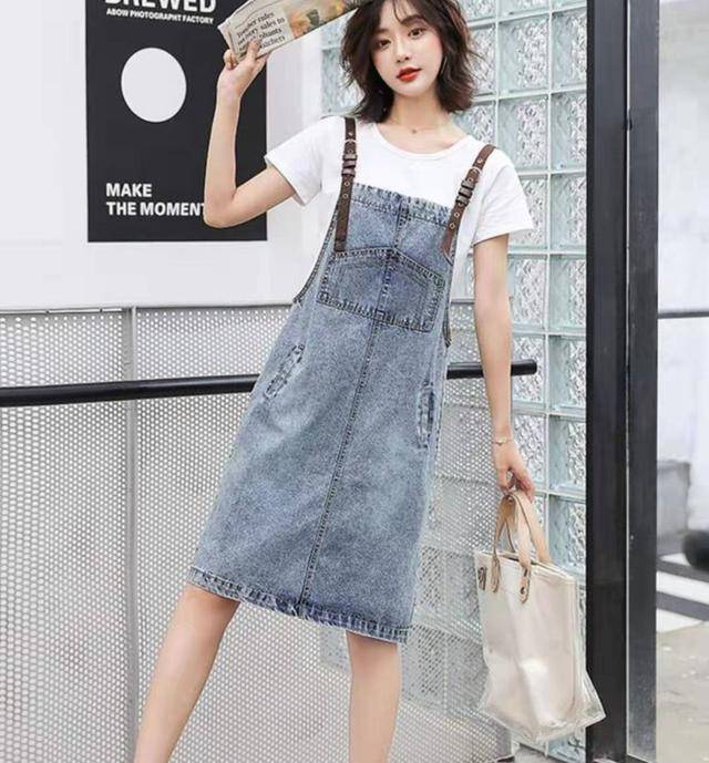 牛仔背带裙